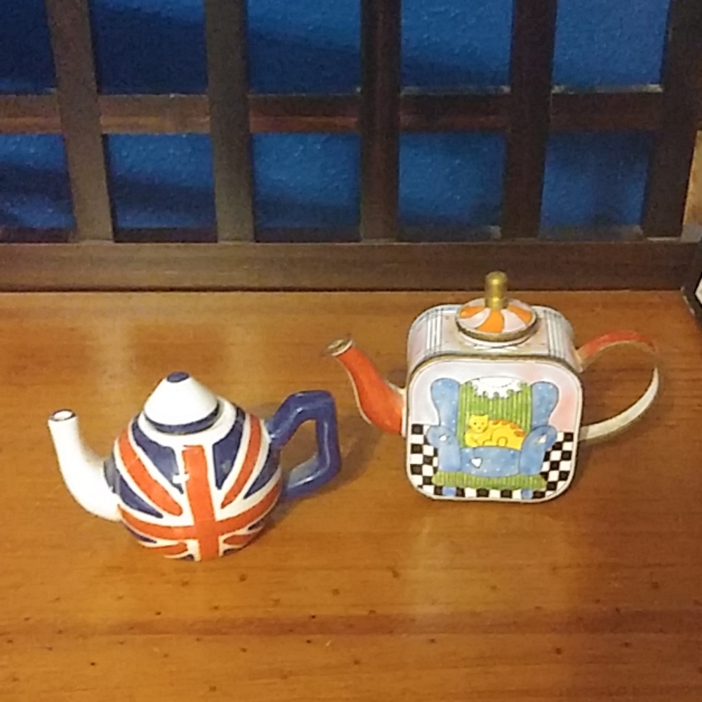 Two tiny teapots